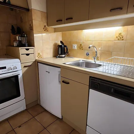 1 Bed With Balconies Apartmán