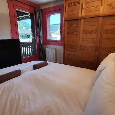 1 Bed With Balconies 莱热