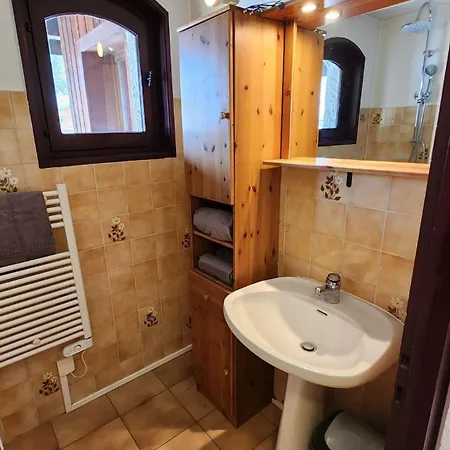 1 Bed With Balconies