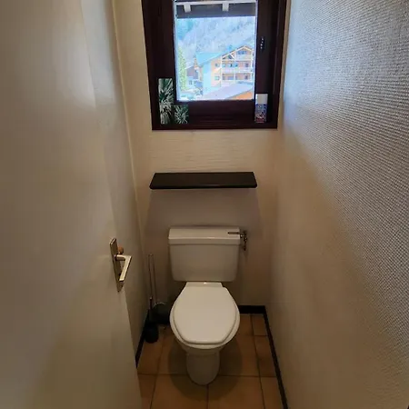 1 Bed With Balconies 公寓