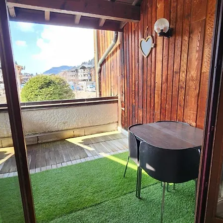1 Bed With Balconies 公寓 *